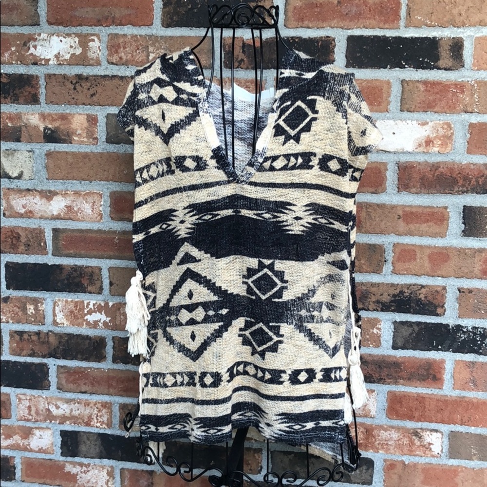 VINTAGE Aztec Print Top